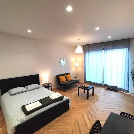 Heart Of The City Suites - A Vila Nova de Gaia Buitenkant foto